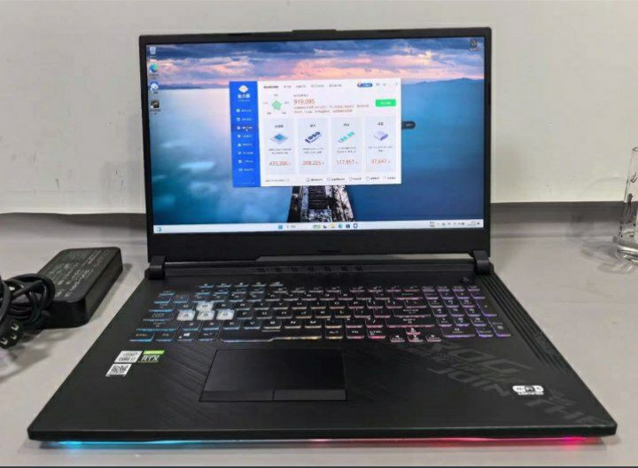 Pc Ordinateur Portable d'occasion Version Originale