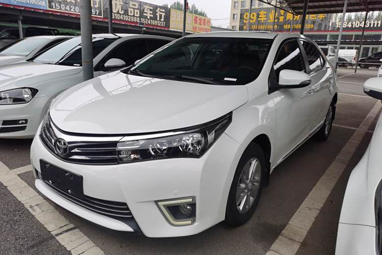 Toyota Corolla 2014 1,6 L CVT GL - voiture berline d’occasion très propre