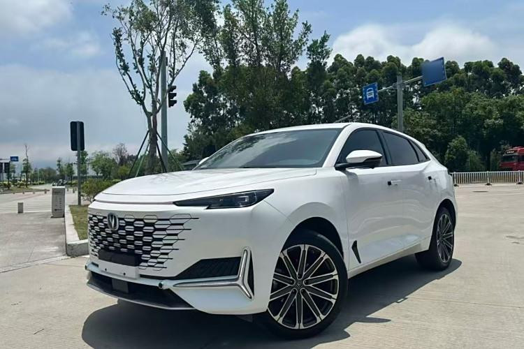 Changan UNI-K 2021 2.0T édition Premium voiture Chinoise SUV haut confort