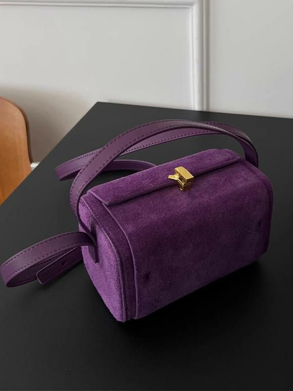 Boîte sac à main Boîte de coussin pour femmes 2025 Nouvelle texture haut de gamme Texture French Niche Retro Matte class, tendance